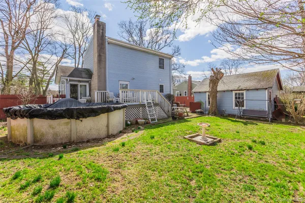 $550,000 | 32 Jefferson Avenue, Brentwood, NY 11717