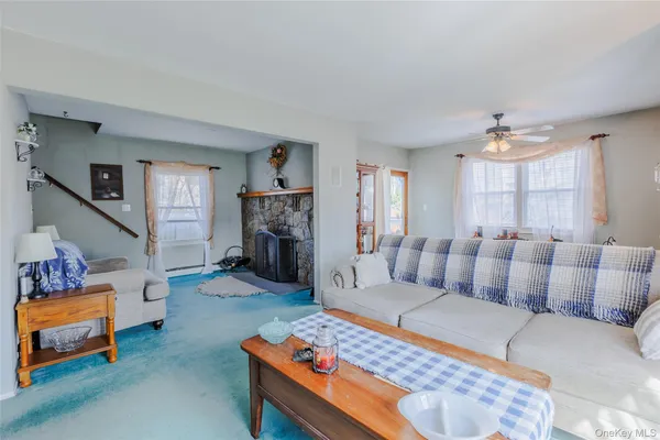 $550,000 | 32 Jefferson Avenue, Brentwood, NY 11717