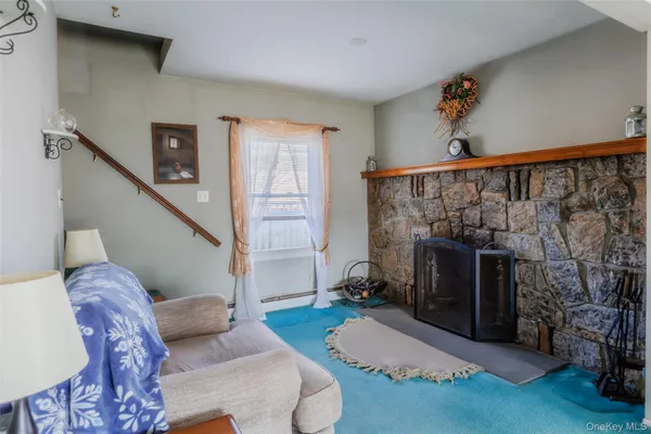 $550,000 | 32 Jefferson Avenue, Brentwood, NY 11717