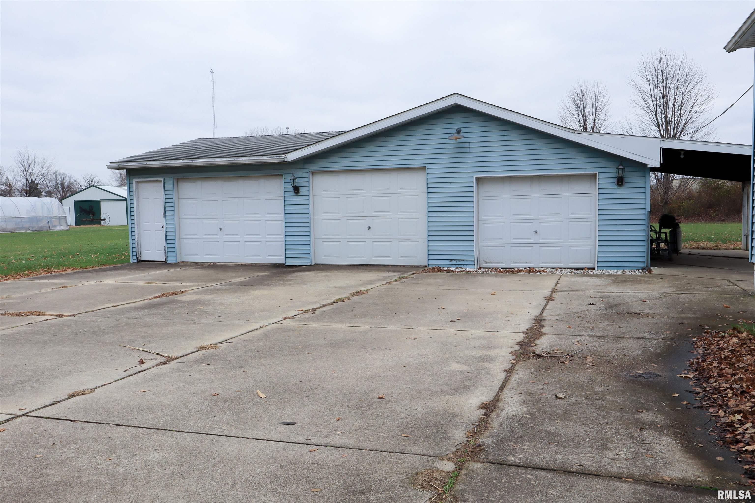 2210 Groth Street Springfield, IL 62703 - Photo 3 of 13