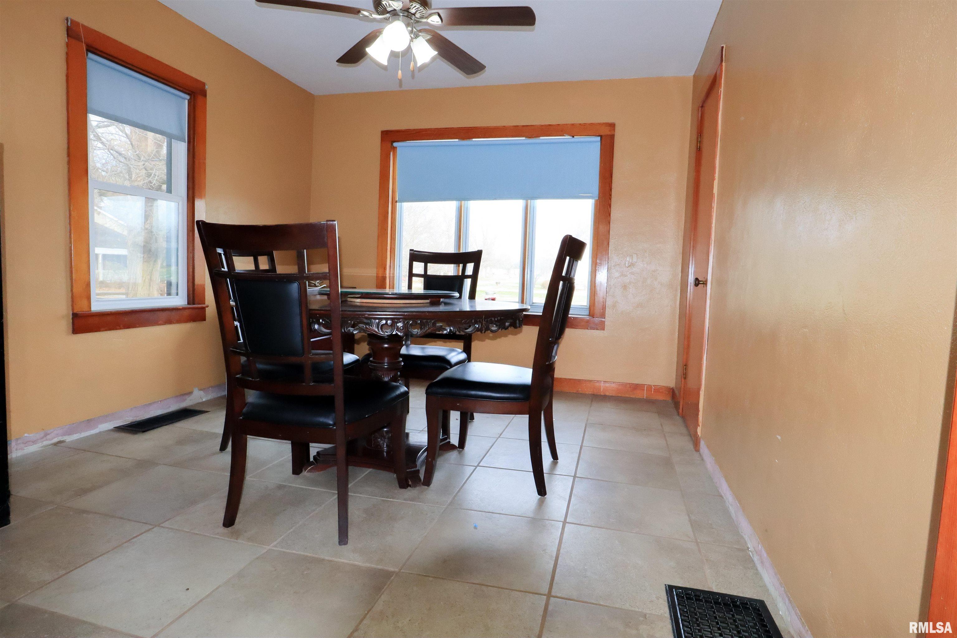 2210 Groth Street Springfield, IL 62703 - Photo 8 of 13