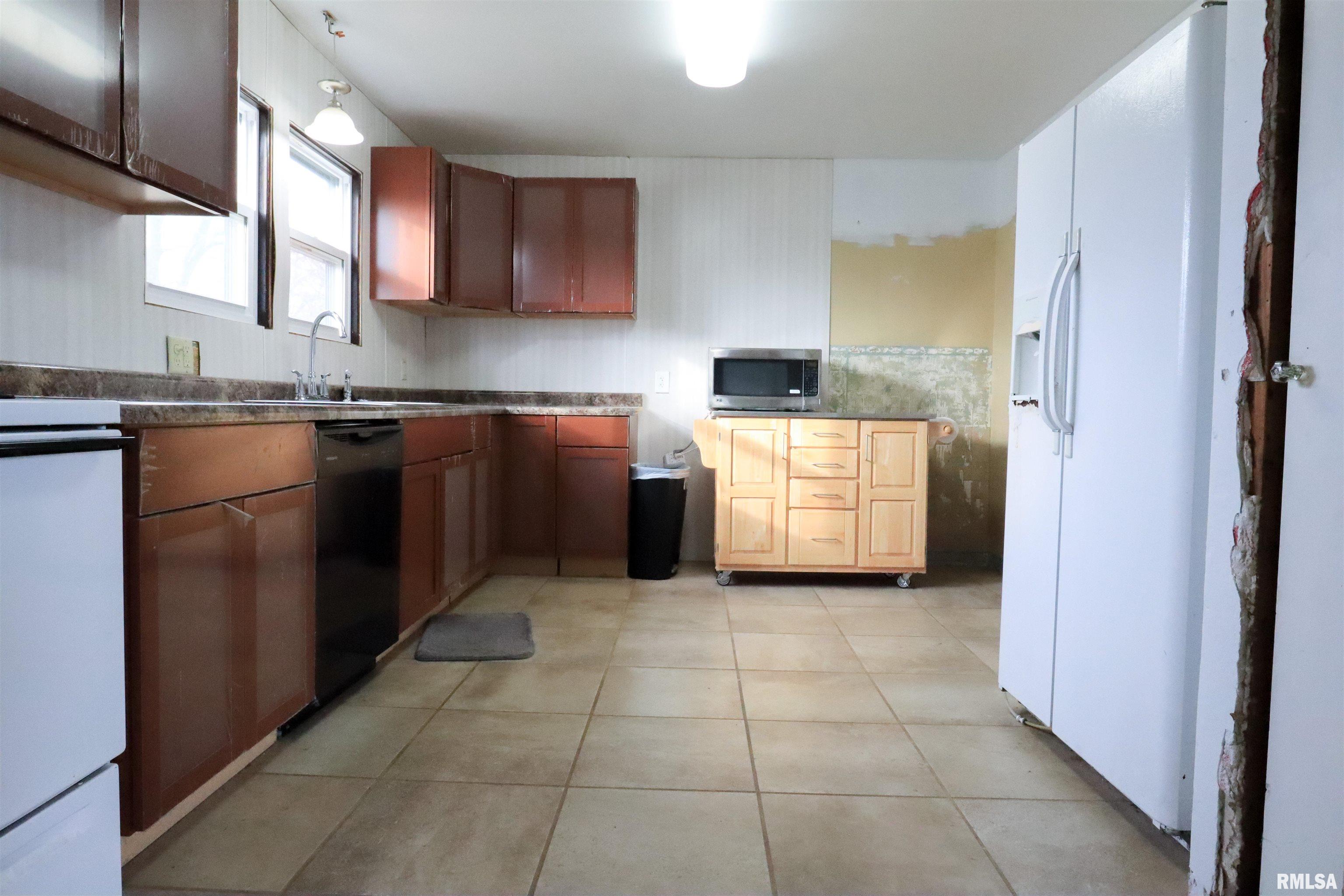 2210 Groth Street Springfield, IL 62703 - Photo 10 of 13