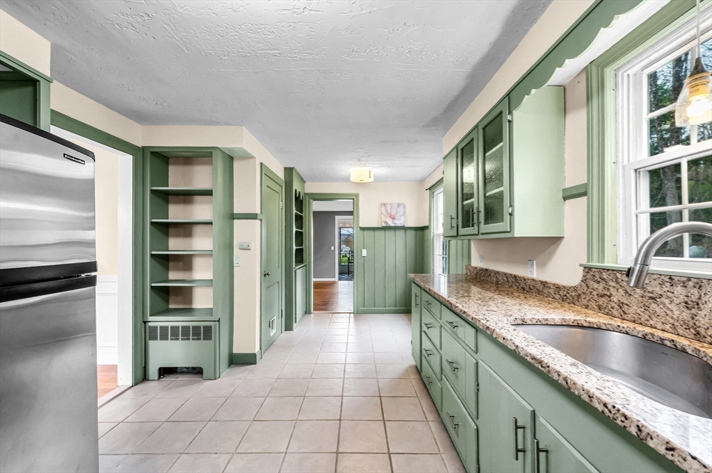 20 High Street Monson, MA 01057 - Photo 16 of 39