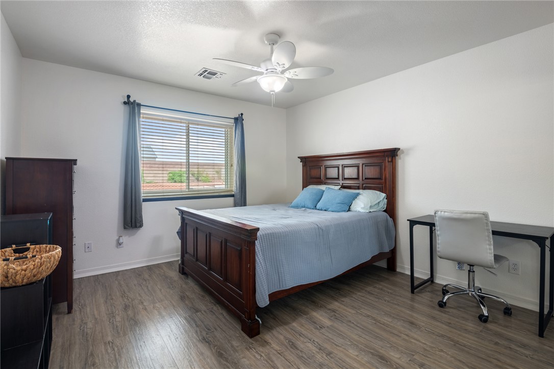 4274 Rising Sun Avenue Kingman, AZ 86401 - Photo 16 of 40 Bedroom