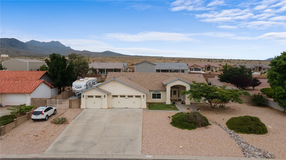 4274 Rising Sun Avenue Kingman, AZ 86401 - Photo 28 of 40 Front of Structure