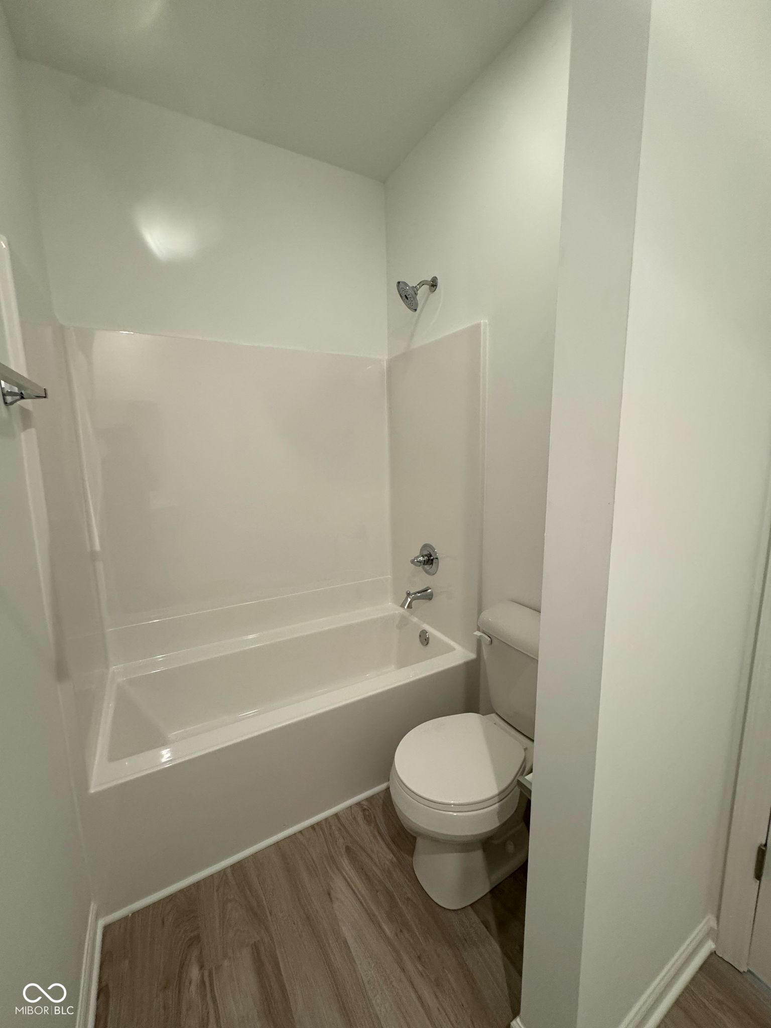 15917 Tharp Wds Drive Fishers, IN 46037 - Photo 5 of 7