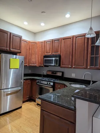 $4,475 | 655 East 2nd Street, Unit 209, Boston, MA 02127