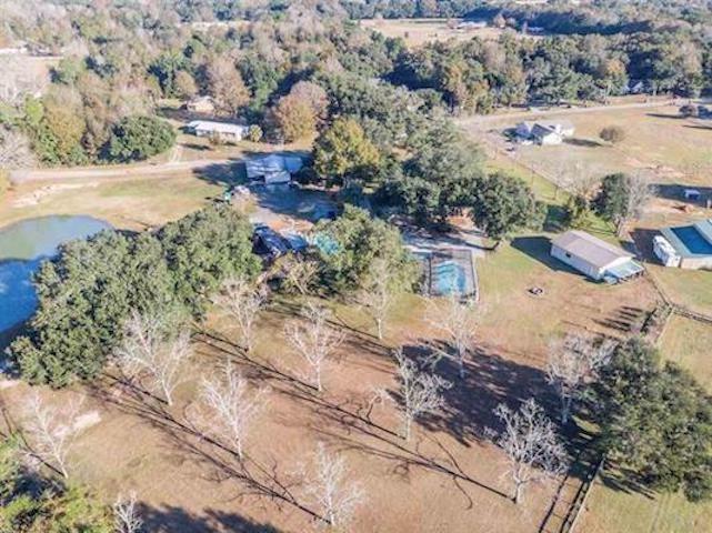 5989 Loop Road Pace, FL 32571 - Photo 4 of 22