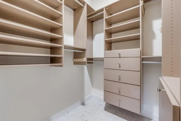 $6,500 | 3535 Gillespie Street, Unit 507, Dallas, TX 75219