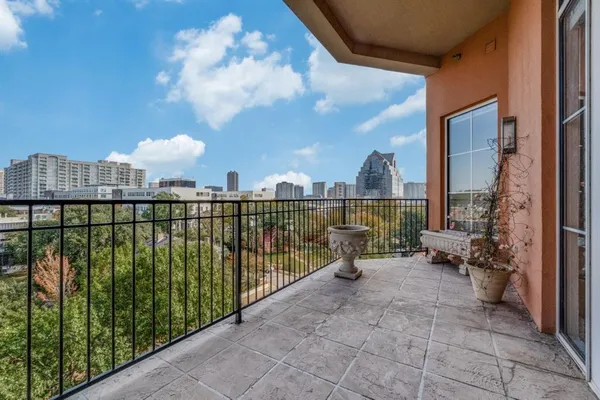 $6,500 | 3535 Gillespie Street, Unit 507, Dallas, TX 75219