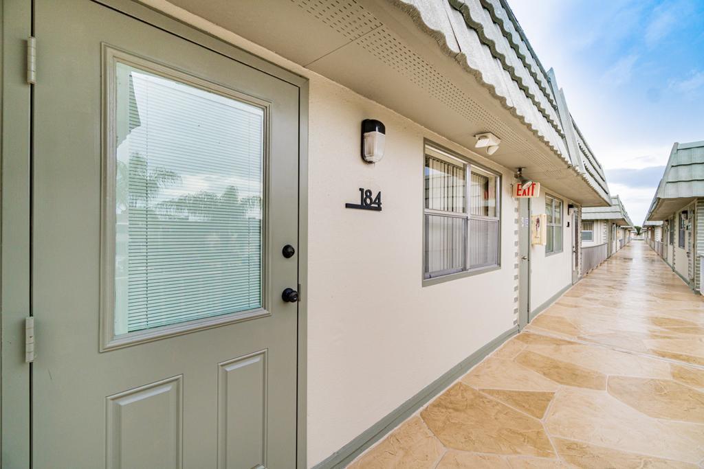 184 Monaco Way Delray Beach, FL 33446 - Photo 7 of 15 PHOTO-2021-05-03-17-47-52