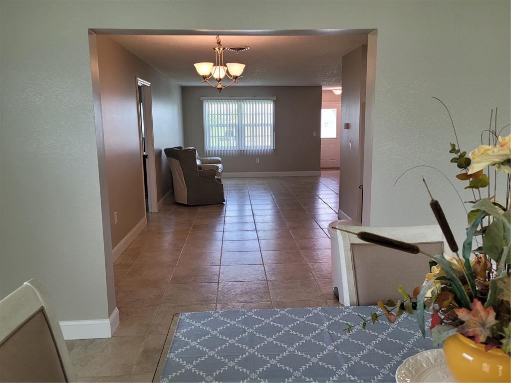 169 Caddy Road Rotonda West, FL 33947 - Photo 9 of 44 Gallery Image 9