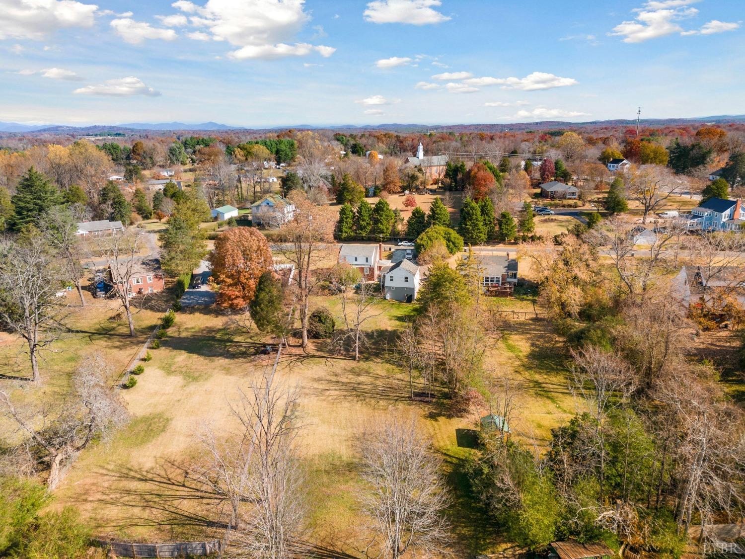 133 Ridge Drive Amherst, VA 24521 - Photo 12 of 61