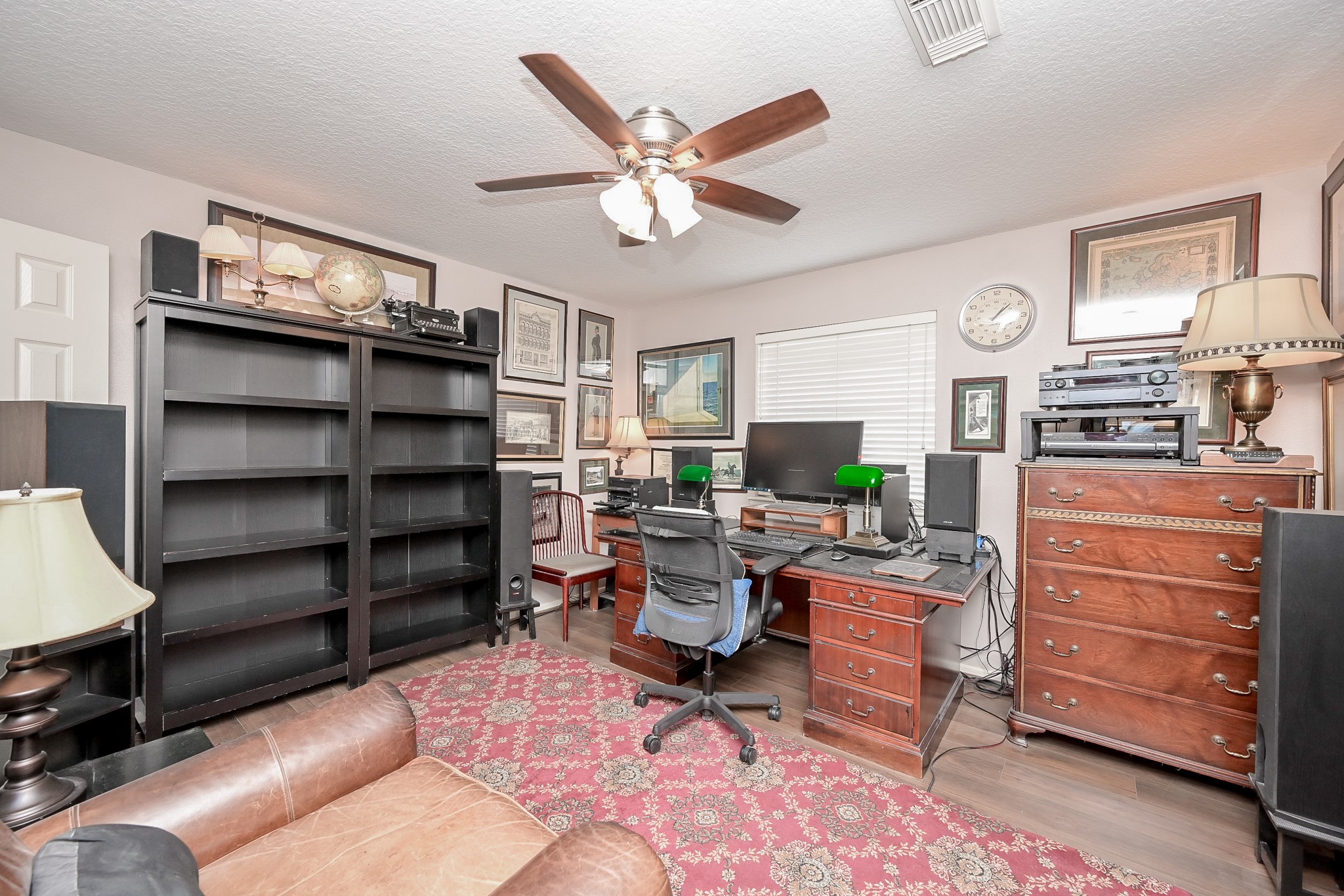 2301 Steel Street Houston, TX 77098 - Photo 25 of 34 Bedroom 2. Tenant is using it as study room.