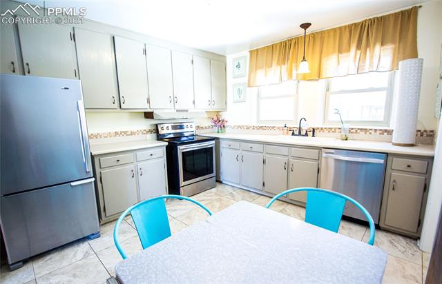 2428 Yorktown Road Colorado Springs, CO 80907 - Photo 28 of 44 Gallery Image 28