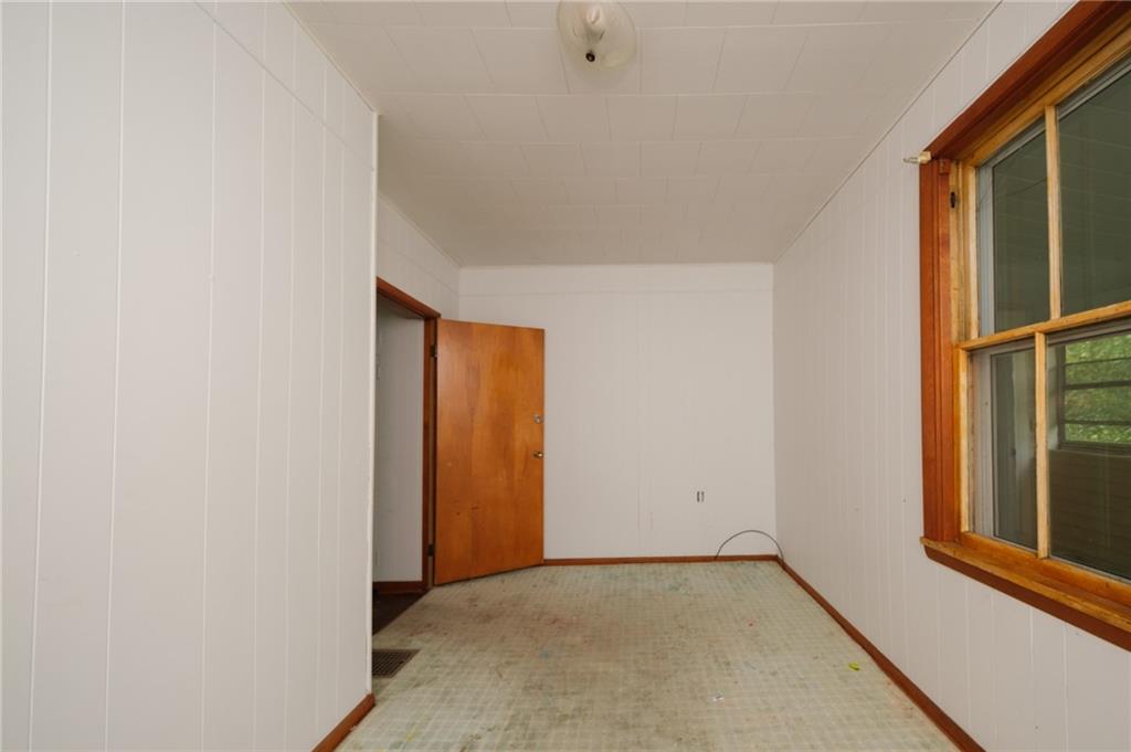 1286 Highway 30 Clinton, PA 15026 - Photo 15 of 23 a view of an empty room