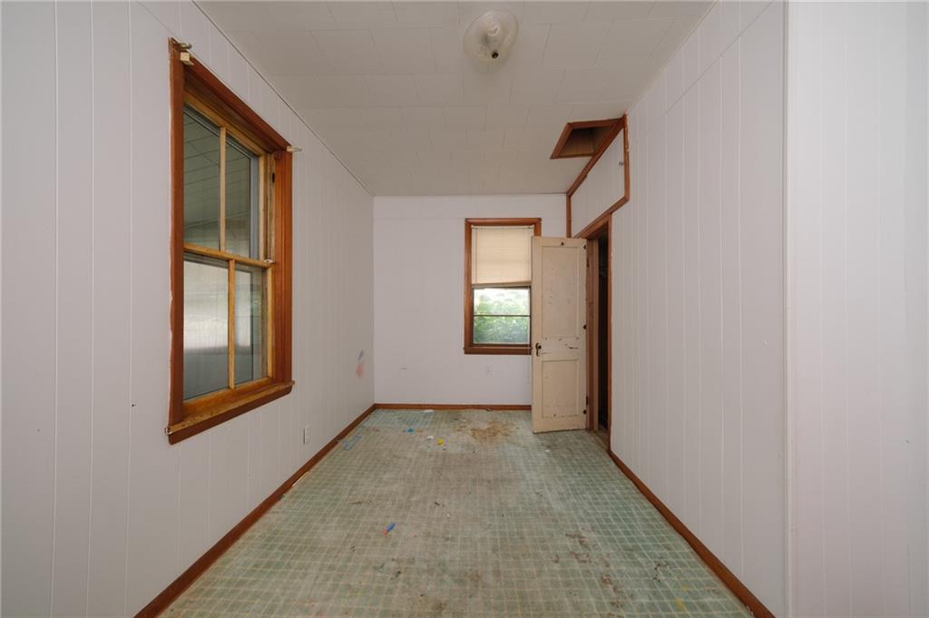 1286 Highway 30 Clinton, PA 15026 - Photo 16 of 23 an empty room with windows and closet