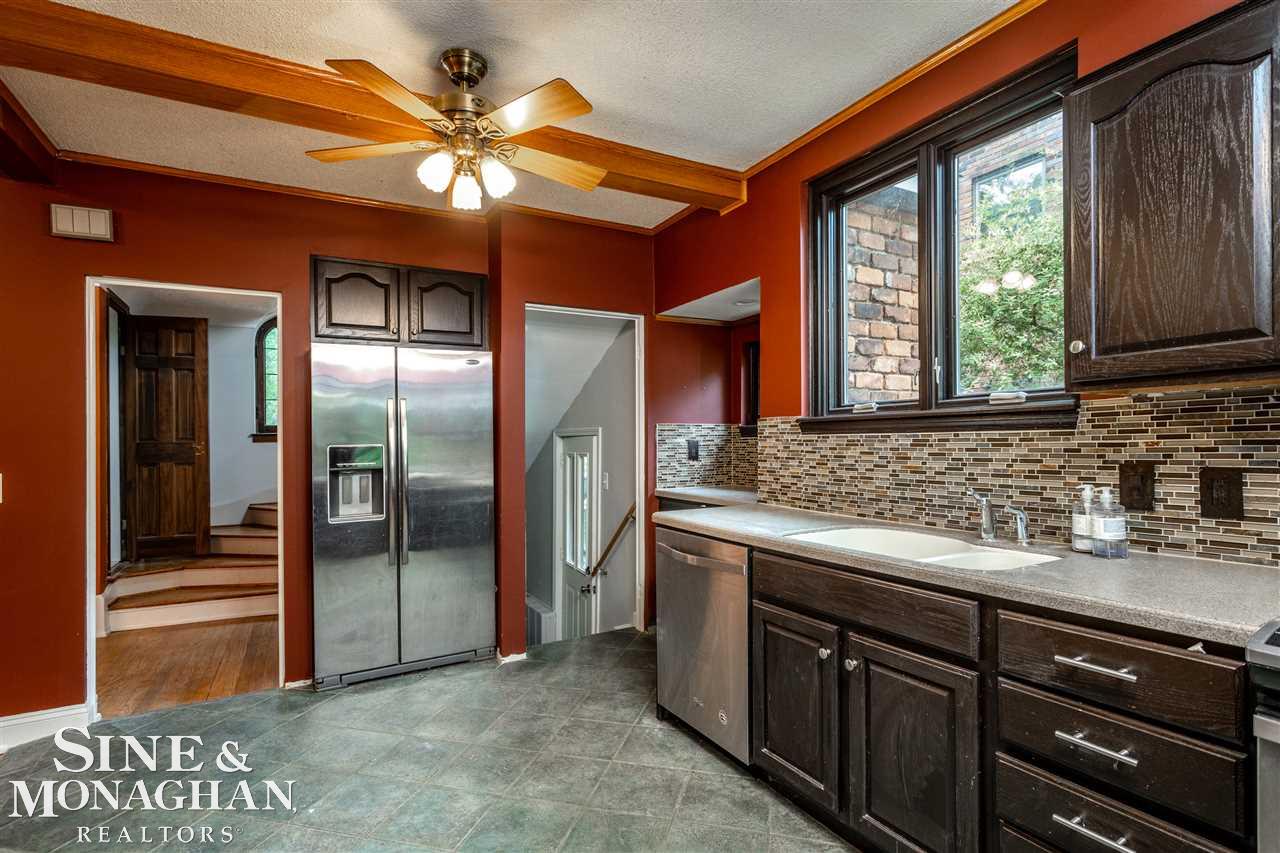 816 Bedford Road Grosse Pointe Park, MI 48230 - Photo 6 of 37