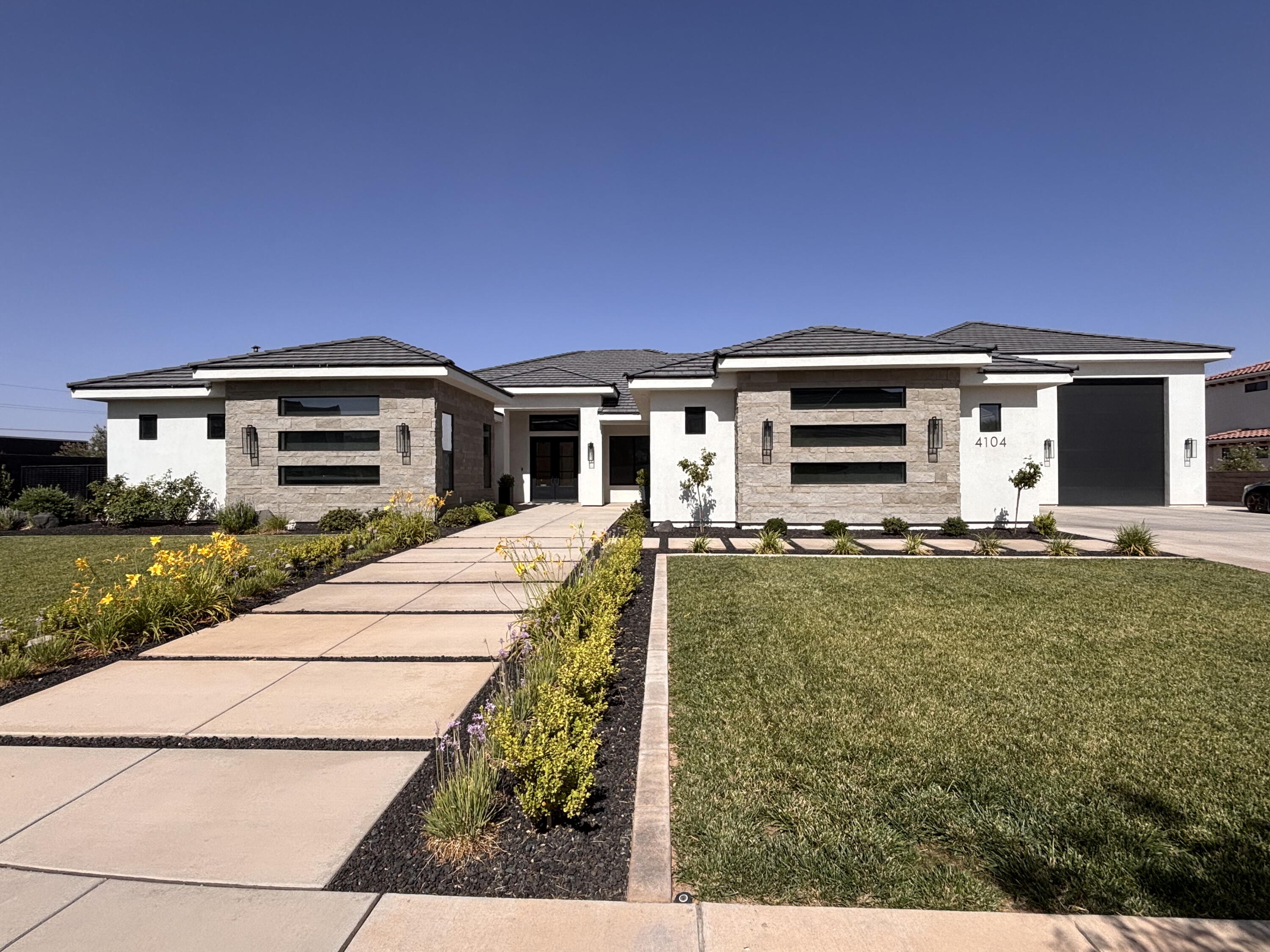 4104 Bentley Road St. George, UT 84790 - Photo 1 of 30 4104 S Bentley Front
