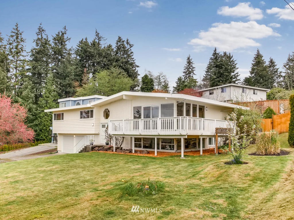 7315 179th Street Southwest Edmonds, WA 98026 - Photo 1 of 24 Gallery Image 1