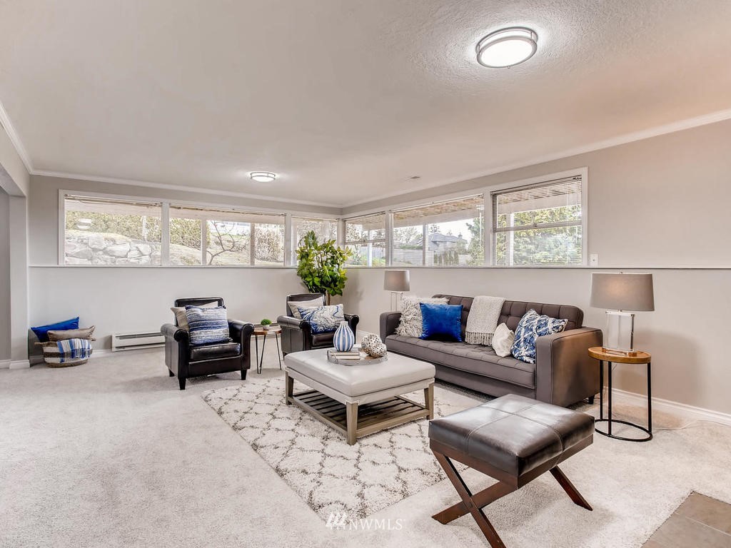 7315 179th Street Southwest Edmonds, WA 98026 - Photo 14 of 24 Gallery Image 14