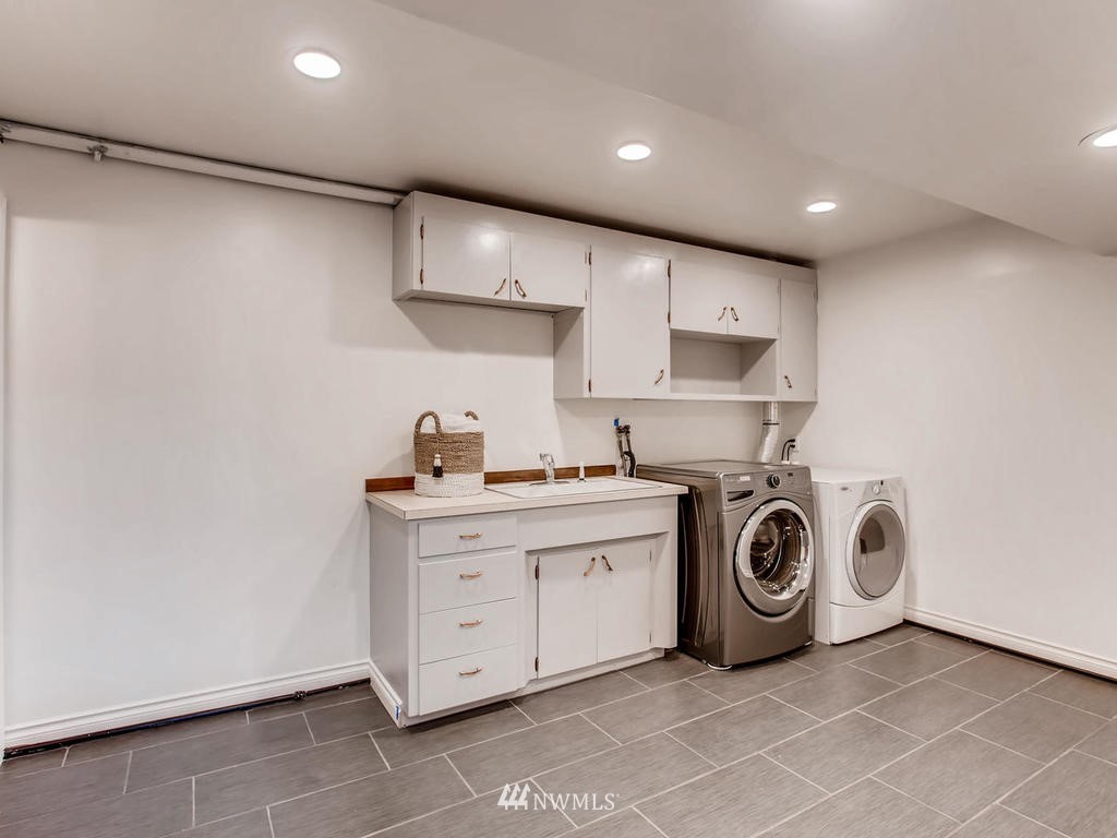 7315 179th Street Southwest Edmonds, WA 98026 - Photo 17 of 24 Gallery Image 17