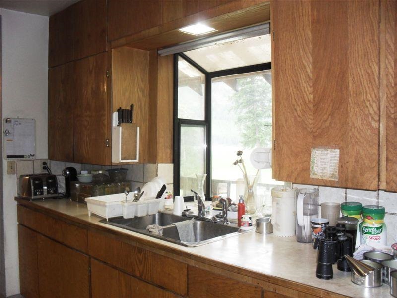 1049 Deaver Road Evans, WA 99126 - Photo 6 of 20