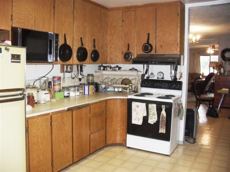 1049 Deaver Road Evans, WA 99126 - Photo 8 of 20