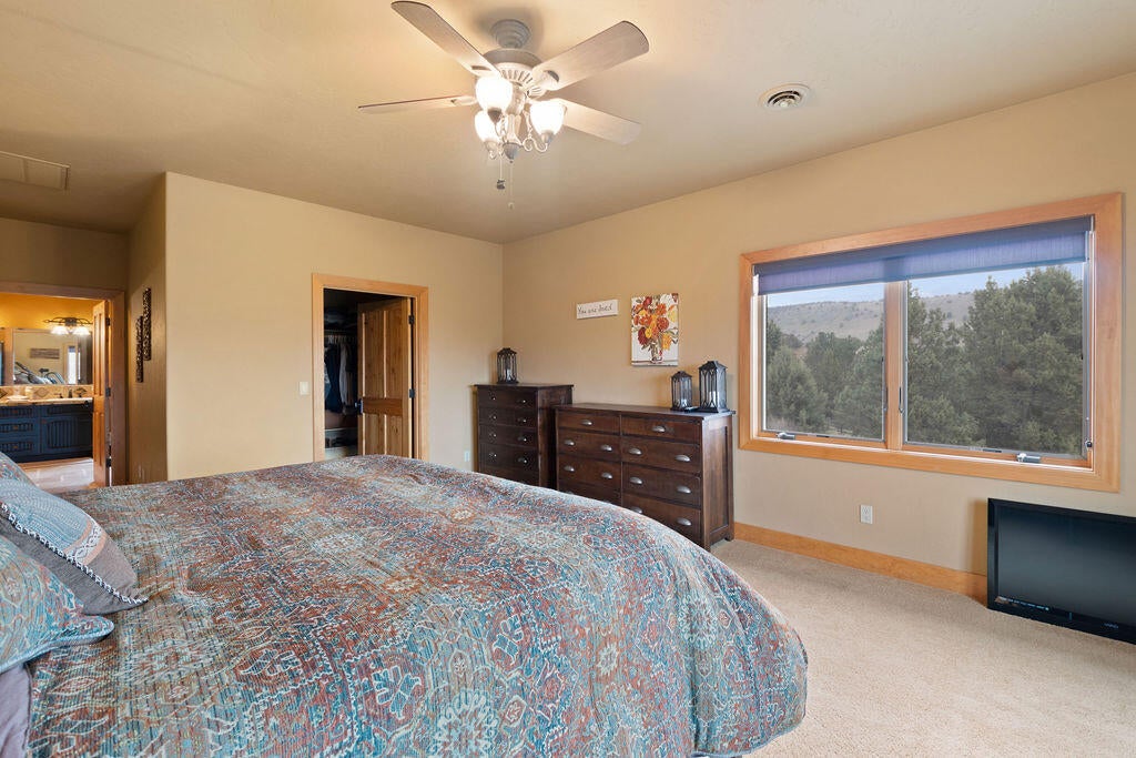 3020 Vale Road Klamath Falls, OR 97603 - Photo 42 of 49 v31