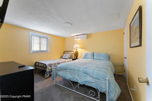 $349,900 | 115 Cross Country Lane, Tannersville, PA 18372