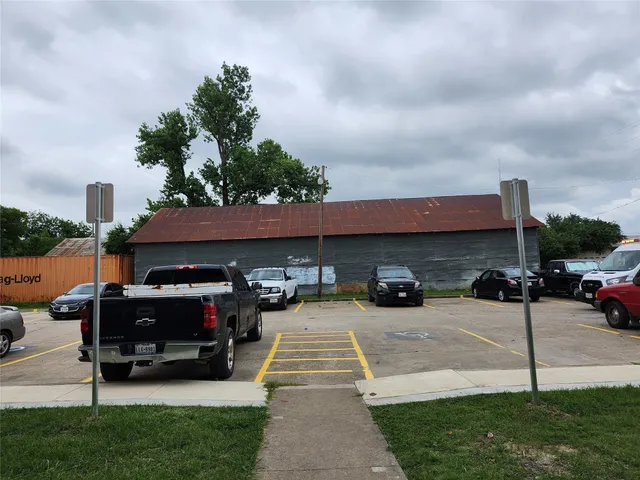 a car parked in front of a house