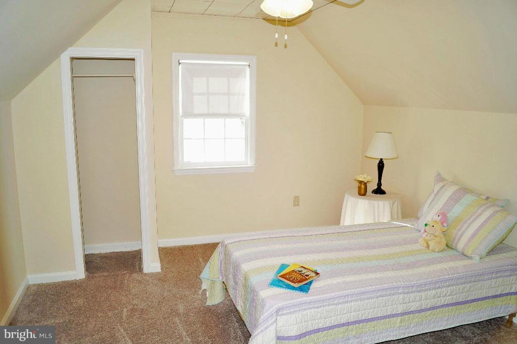 3527 Wild Cherry Road Baltimore, MD 21244 - Photo 11 of 22 Bedroom