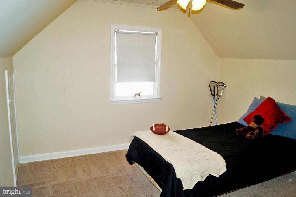 3527 Wild Cherry Road Baltimore, MD 21244 - Photo 12 of 22 Bedroom