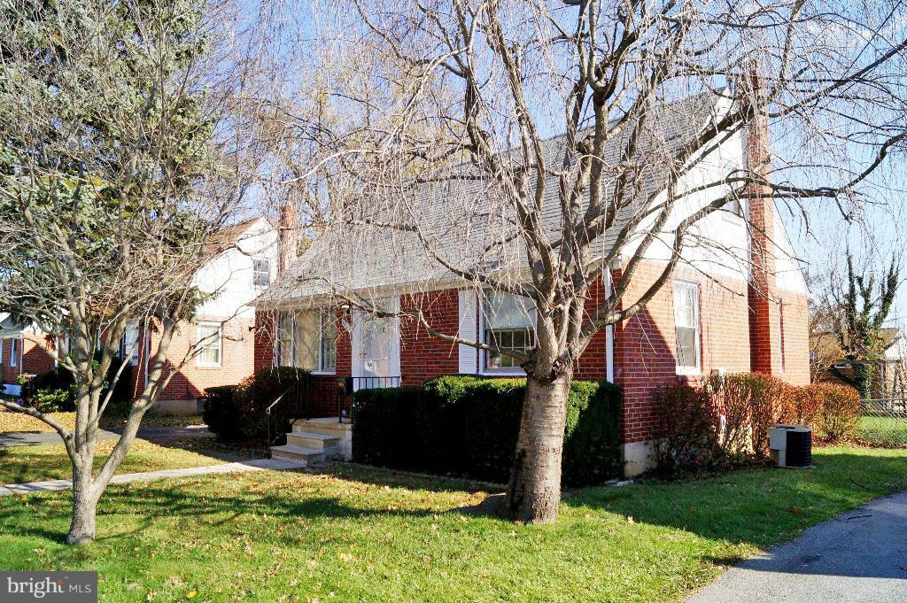 3527 Wild Cherry Road Baltimore, MD 21244 - Photo 22 of 22 Exterior (Front)