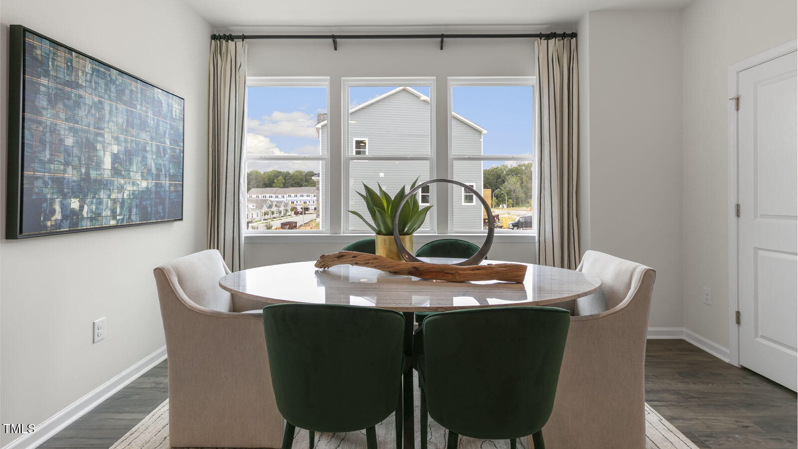 831 Washington Street Fuquay-Varina, NC 27526 - Photo 11 of 34 Dining Room