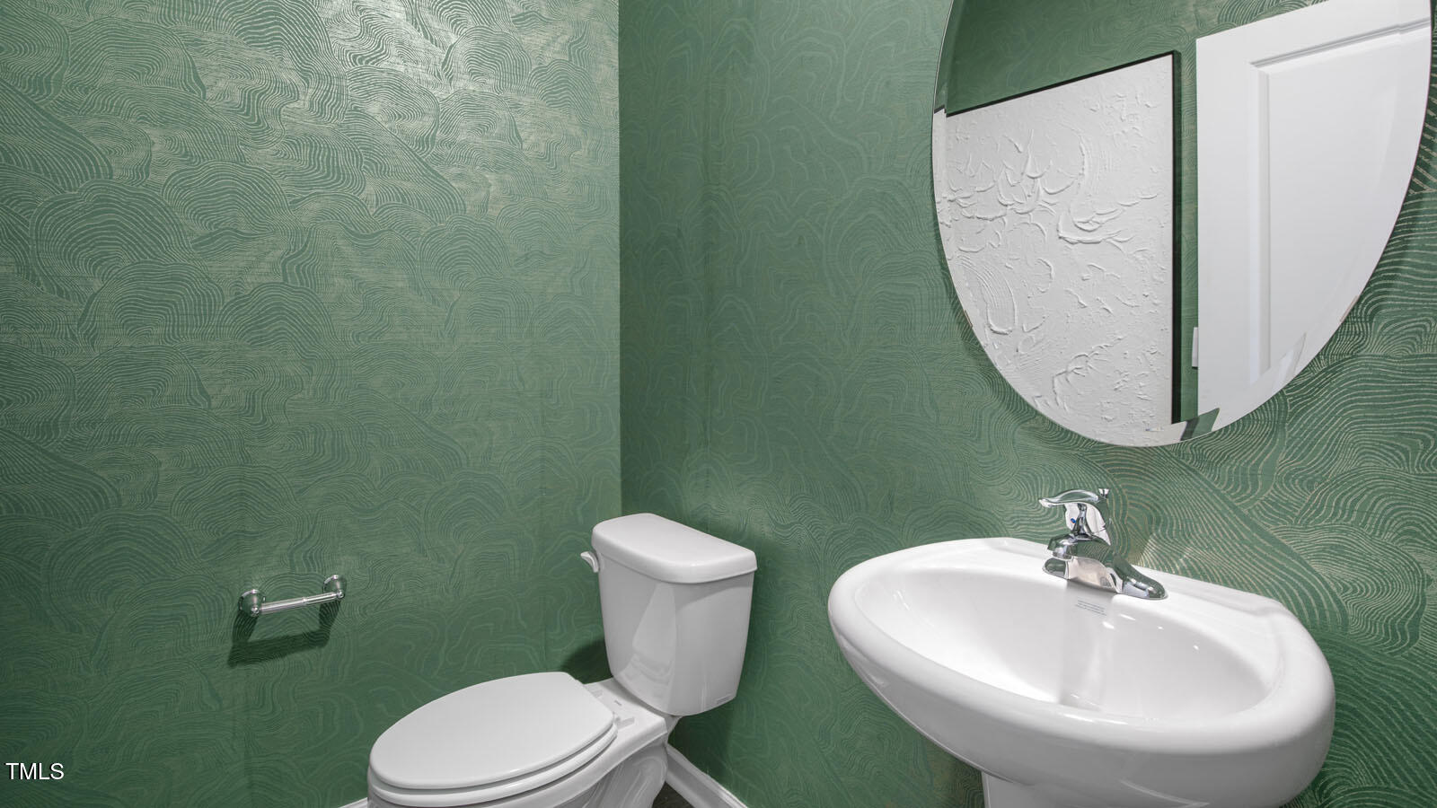 831 Washington Street Fuquay-Varina, NC 27526 - Photo 27 of 34 Powder Room