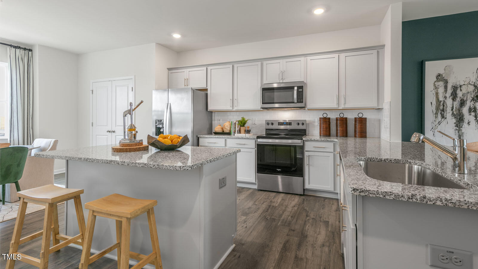 831 Washington Street Fuquay-Varina, NC 27526 - Photo 7 of 34 Kitchen