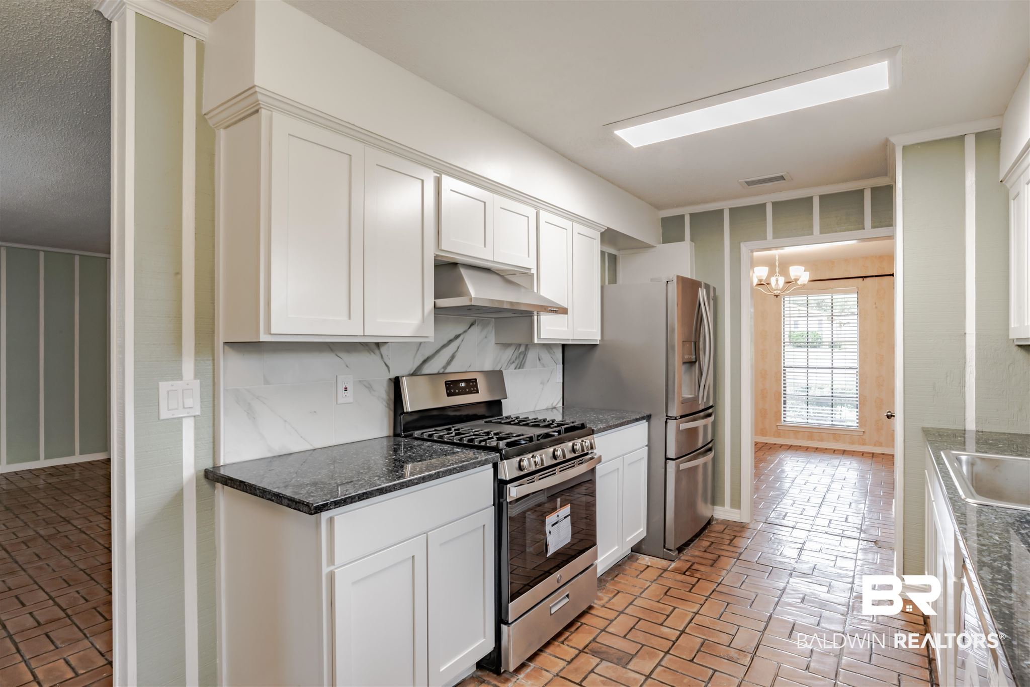 6407 Gas Light Lane North Mobile, AL 36695 - Photo 12 of 26