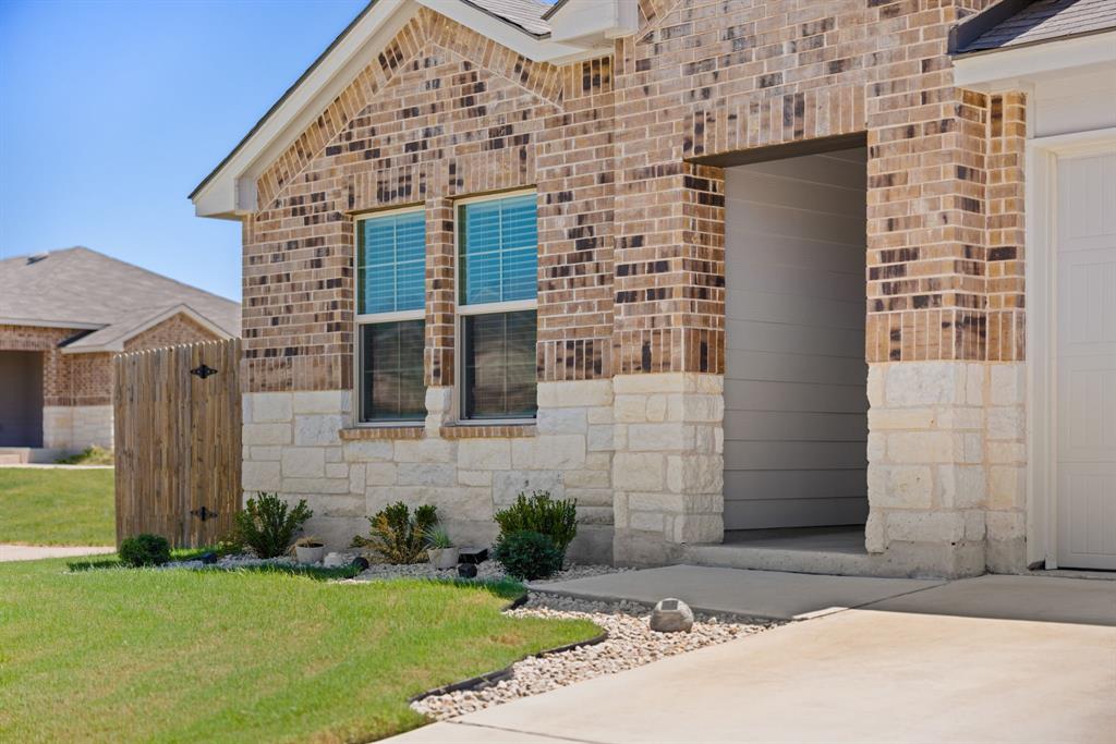 2506 Rollett Drive Temple, TX 76504 - Photo 4 of 37