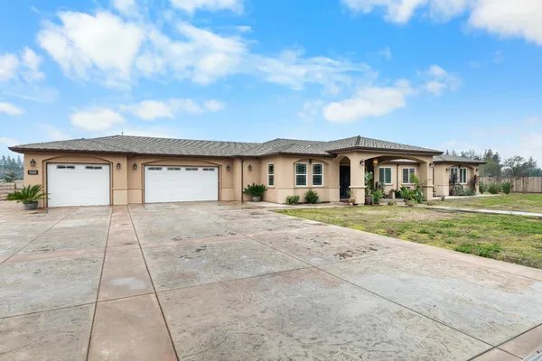 $1,325,000 | 6156 East Ashley Lane, Stockton, CA 95212