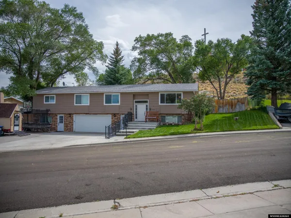 $440,000 | 1050 Boulder Drive, Green River, WY 82935