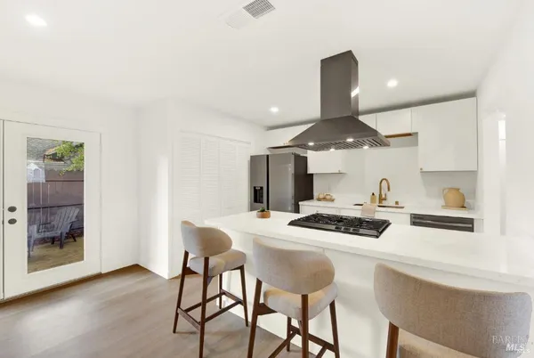 $3,895 | 6610 Oak Leaf Court, Yountville, CA 94599