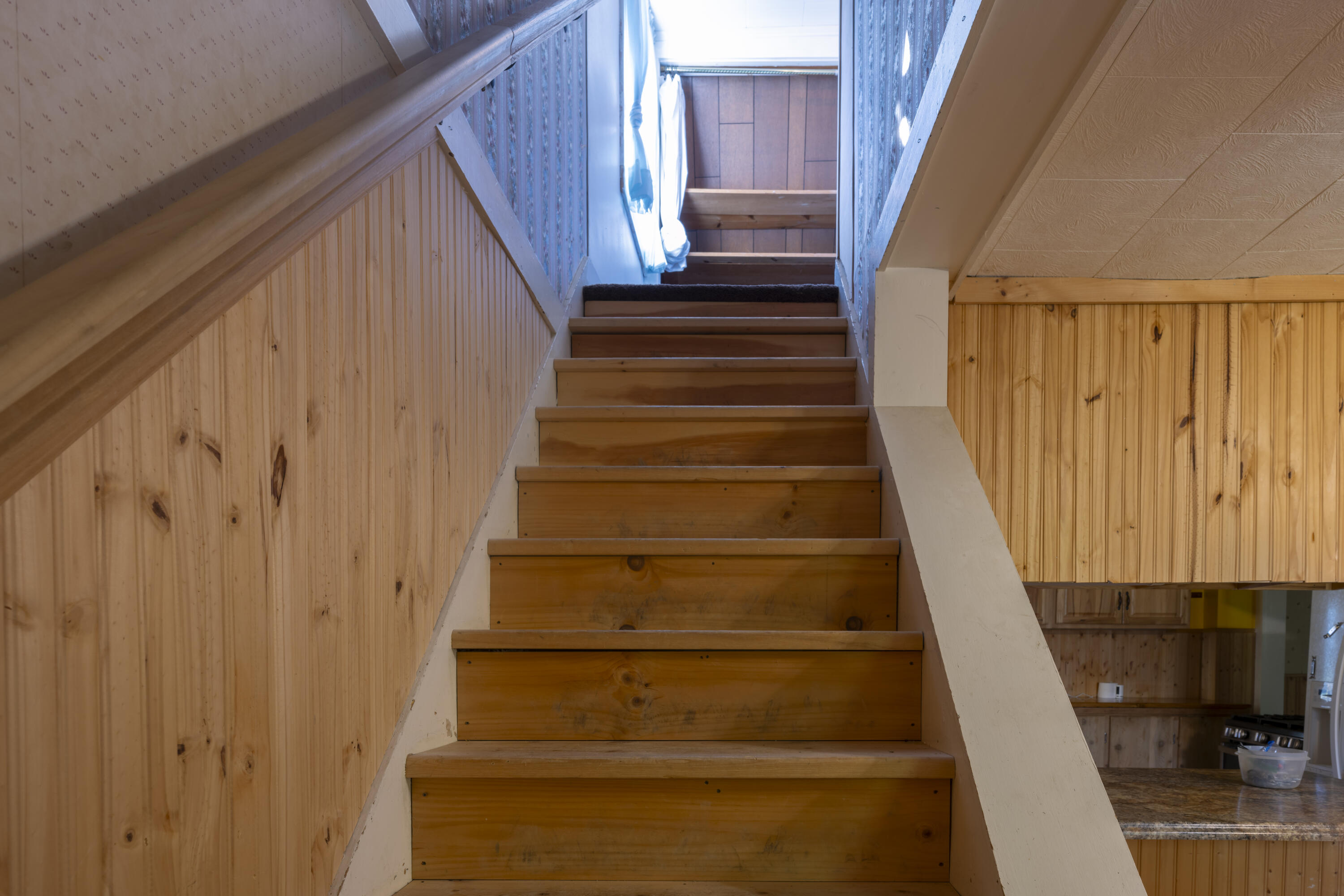 94 Town Line Road Houlton, ME 04730 - Photo 28 of 55 Stairway