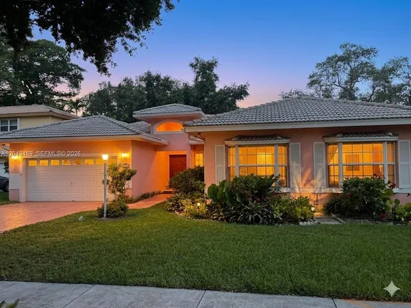 $1,249,000 | 9812 Southwest 77th Place, Miami, FL 33156