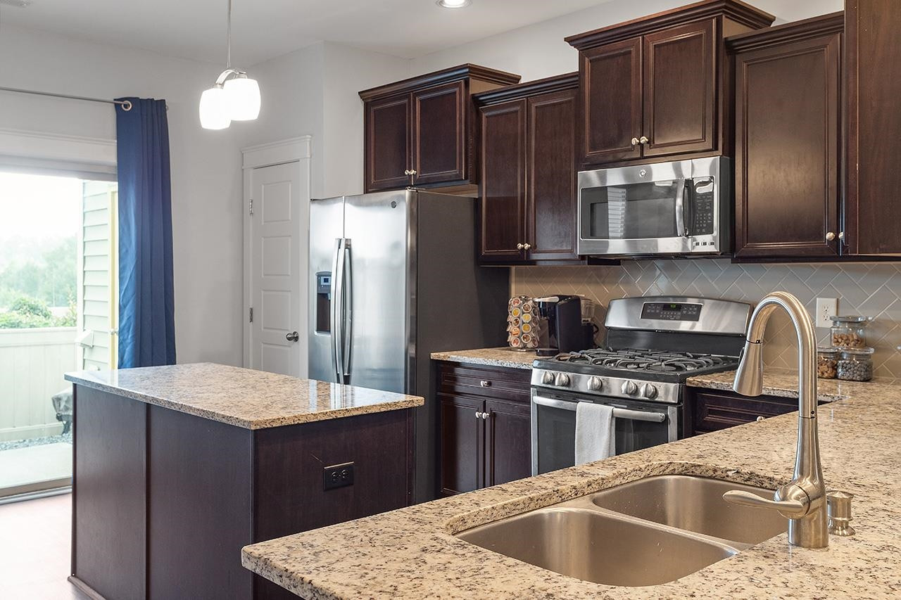 7805 Lillyhurst Drive Raleigh, NC 27612 - Photo 4 of 27 Photo 4
