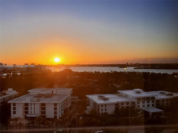 $6,000 | 10275 Collins Avenue, Unit 523, Bal Harbour, FL 33154