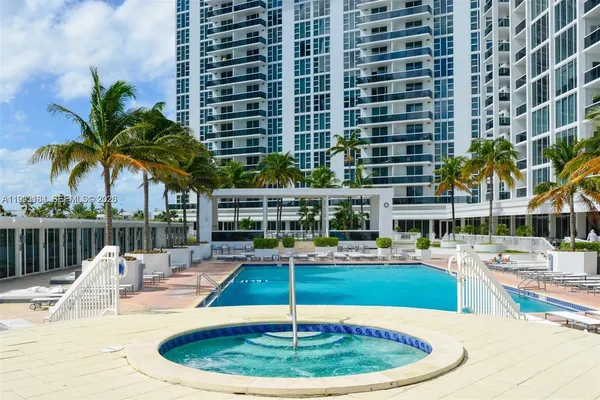 $6,000 | 10275 Collins Avenue, Unit 523, Bal Harbour, FL 33154