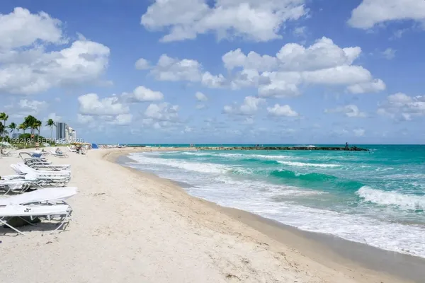 $6,000 | 10275 Collins Avenue, Unit 523, Bal Harbour, FL 33154