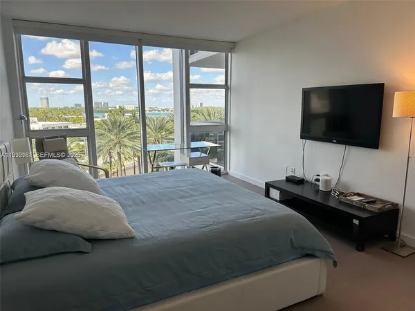 $6,000 | 10275 Collins Avenue, Unit 523, Bal Harbour, FL 33154