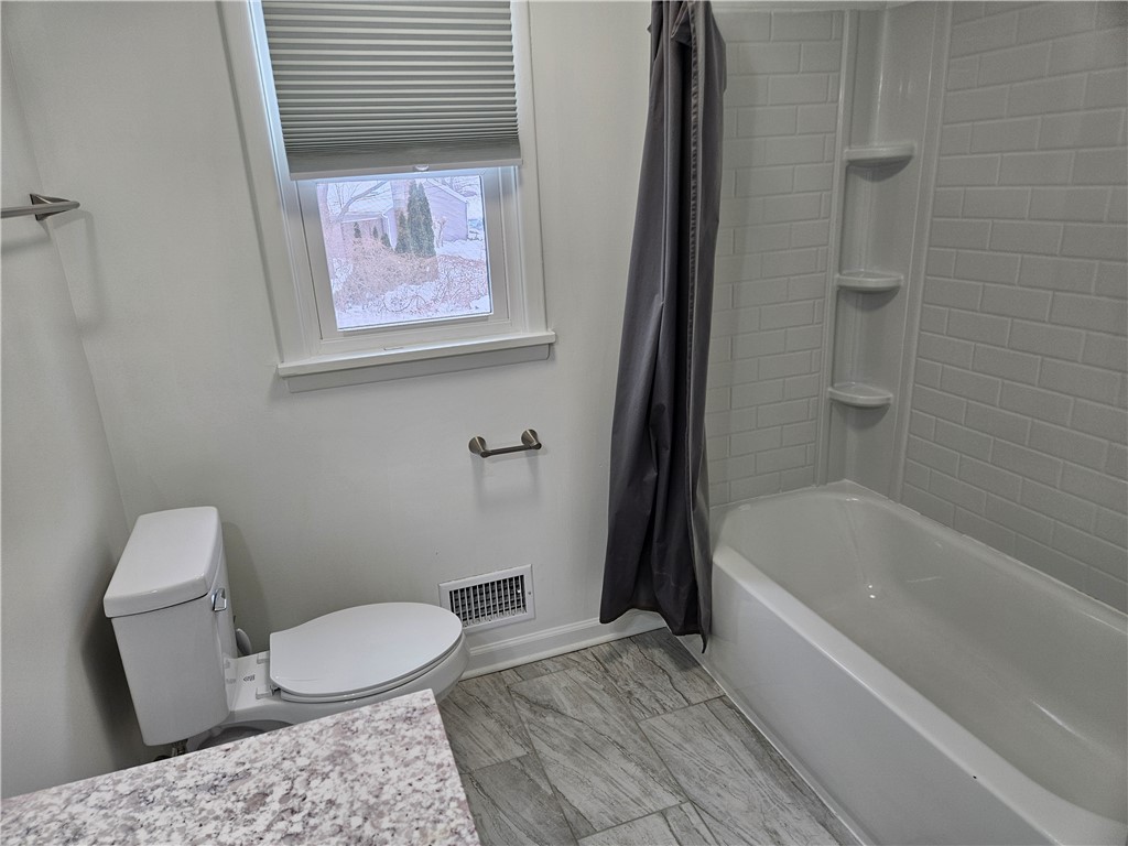 123 Cross Gates Road Greece, NY 14606 - Photo 14 of 21